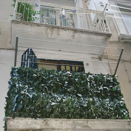 Apartment Orange House Neapel