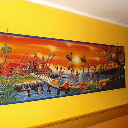 Orange House *