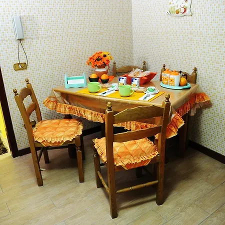 Apartment Orange House Naples